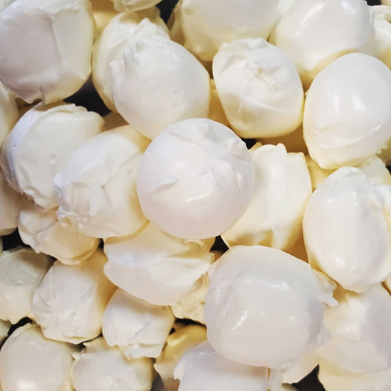 Freeze Dried Taffy – Eggnog – 2.4oz Peg Bag